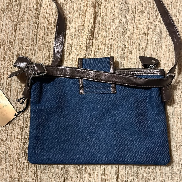 NWT Gold Coast Crossbody Purse Adjustable Strap Shoulder Bag Denim Silver hobo - Picture 4 of 11